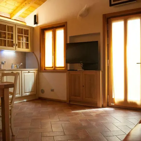 Apartamento Corte Antica Con Splendida Jacuzzi Bellagio