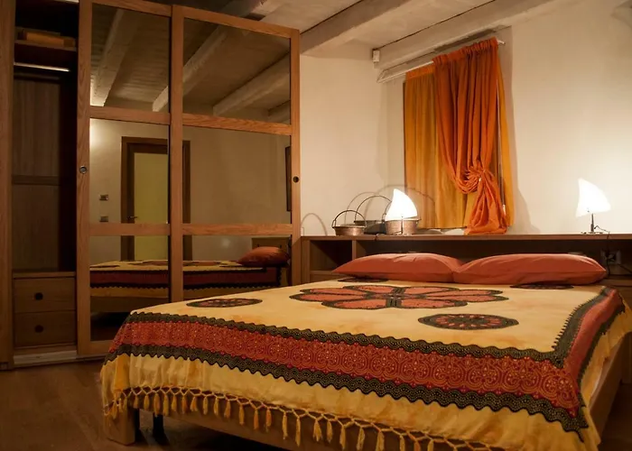 Corte Antica Con Splendida Jacuzzi *