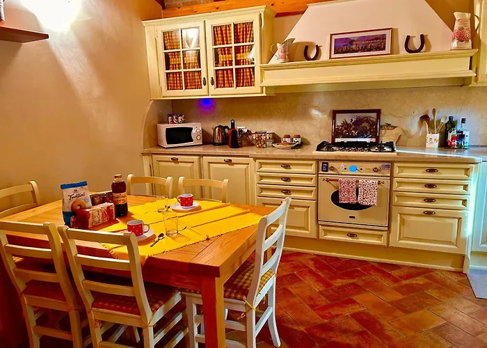 Corte Antica Con Splendida Jacuzzi Διαμέρισμα